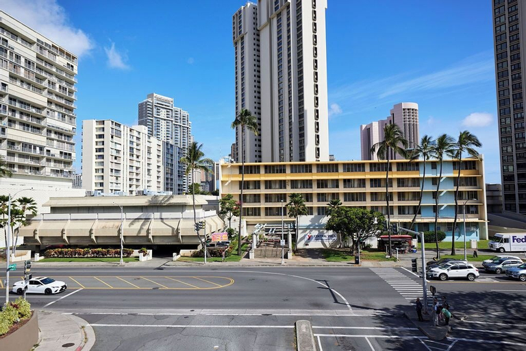 Central YMCA Residences, Honolulu