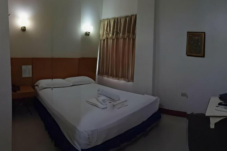 Bedroom 13