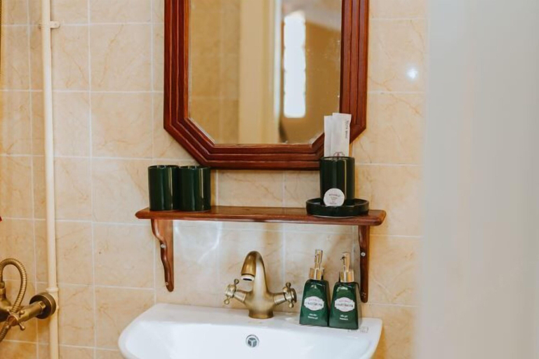 Bathroom, Ngoi Lang CO 77 Hoang Dieu, Đà Lạt