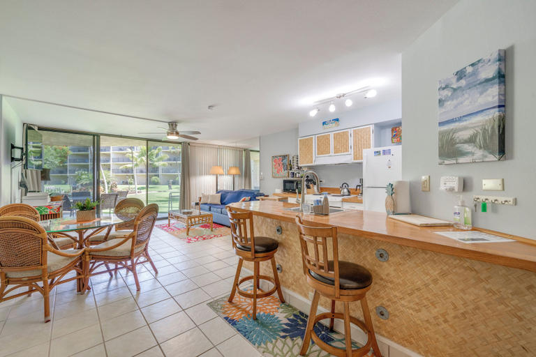 Others 4, Romannas Golden Ray Oceanfront Condo, Maui