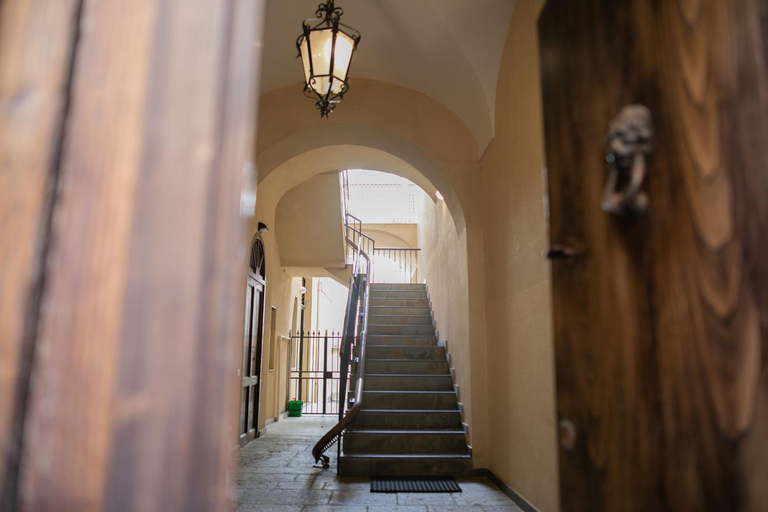Others 3, KALEA Guest House, Palermo