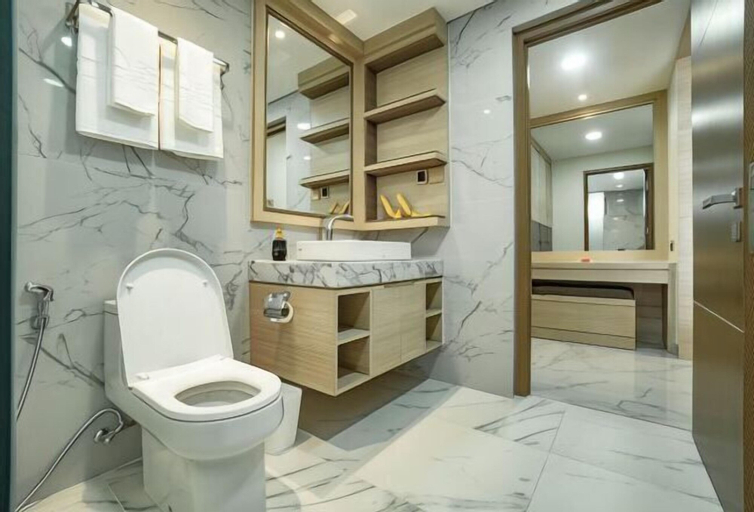Bathroom 21