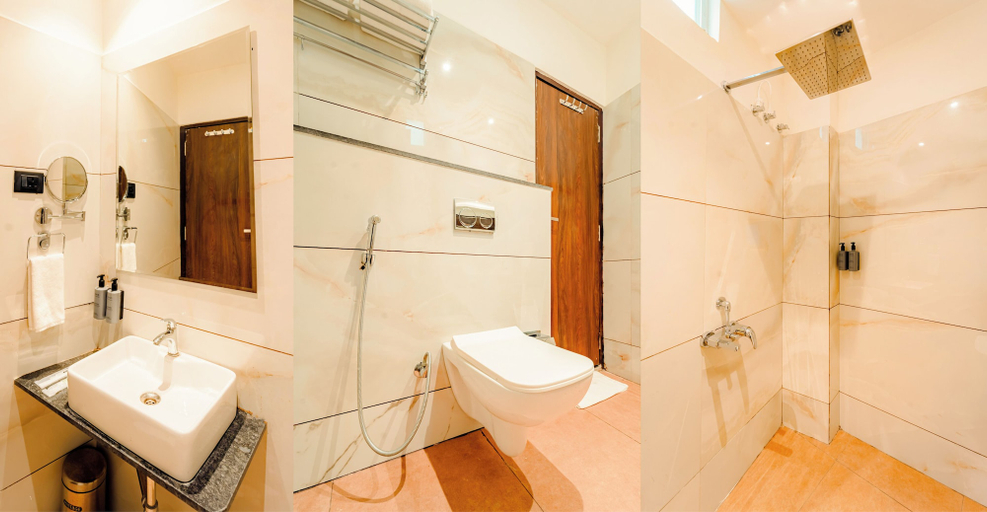Bathroom, Playsales By Playotel, Indore