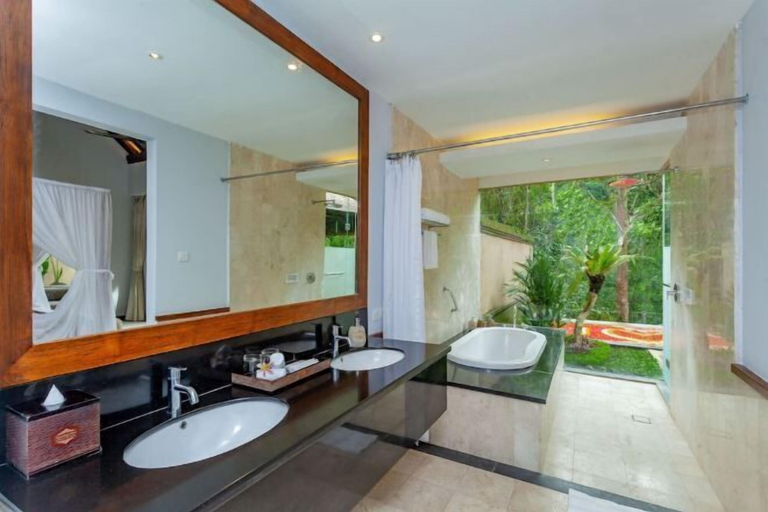 Bathroom 8