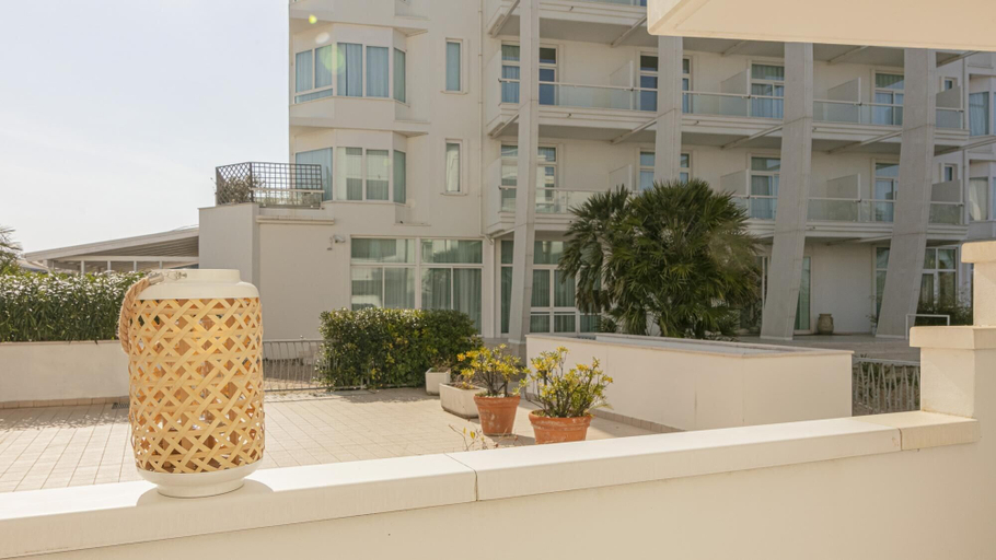 Exterior & Views 2, Residenza Excelsior 607, Chieti