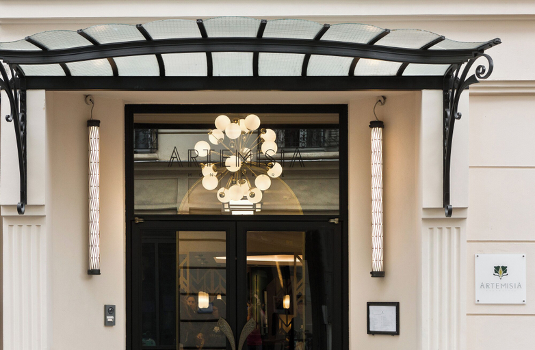 Exterior & Views 2, Artemisia Montmartre, Paris