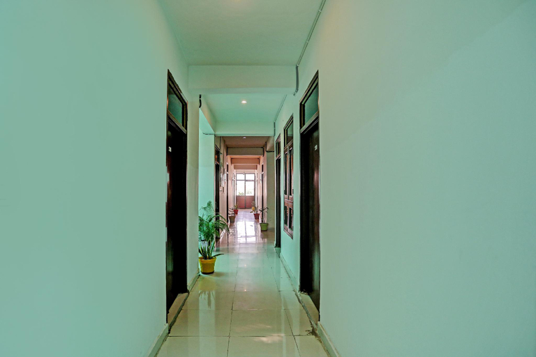 Public Area 3, Shree Hotel, Lucknow