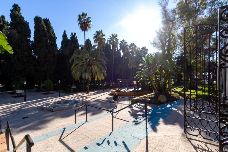 Sport & Beauty 2, MARBELLA BANUS SUITES - Marbella Beachfront Suite Apartment - Prime Location - Bright 1BR - 1BA - Fr, Málaga