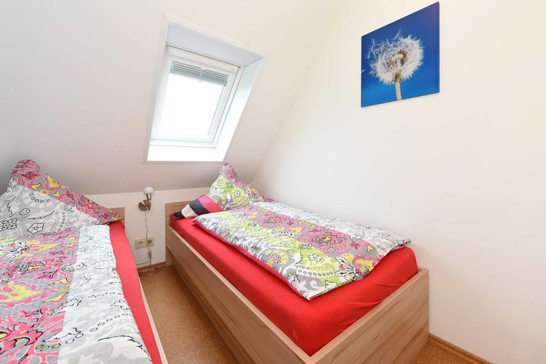 Bedroom 2, Haus Nordseezauber Neuharlingersiel, Wittmund