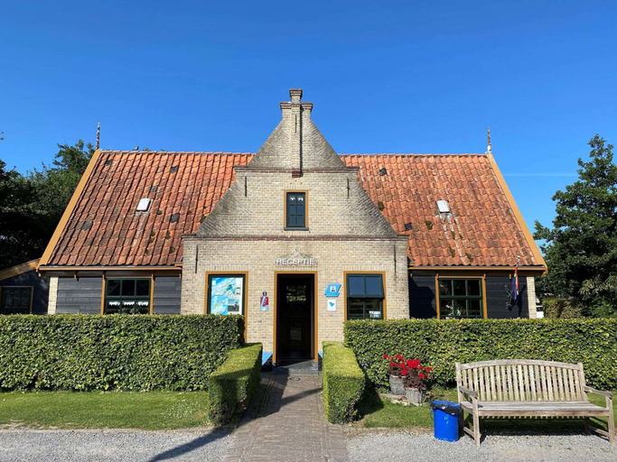 Others 3, Chalet Near the Wadden Sea, Wieringen