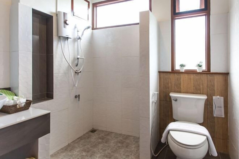 Bathroom 21