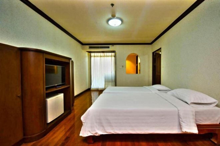 Bedroom 16