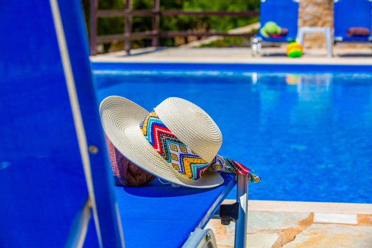 Others 5, Villa Andromeda, Ionian Islands