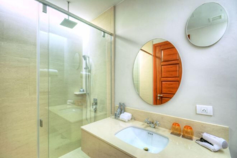 Bathroom 21