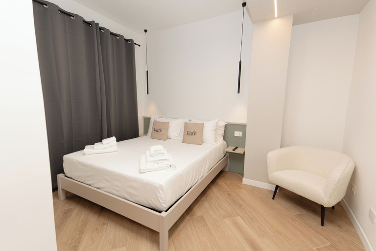 Bedroom 4, Kira Suite and Rooms, Napoli