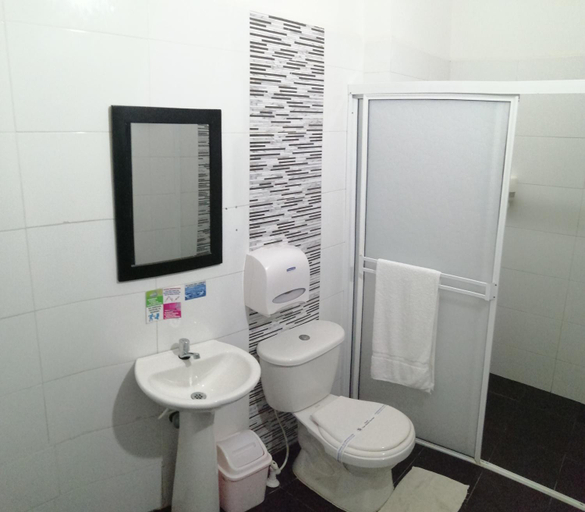 Bathroom 4, Hotel San Adolfo Carepa, Carepa