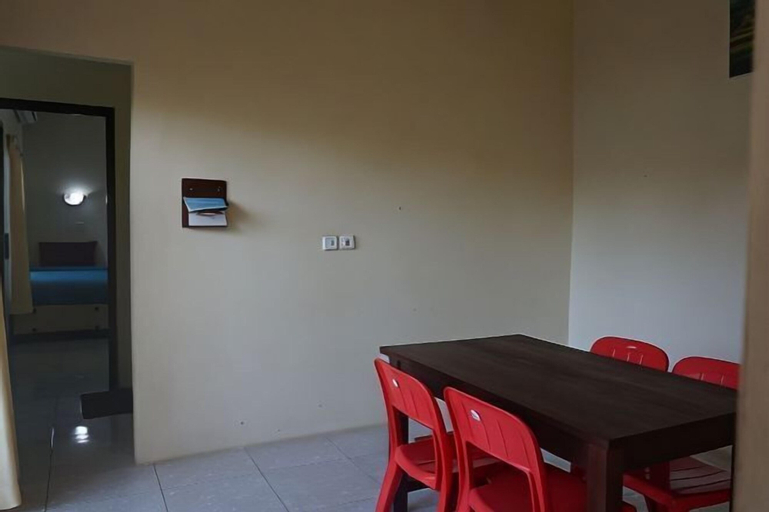 Dining Room 20