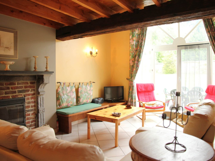 Others 5, Vintage Castle near Forest in Havelange, Namur