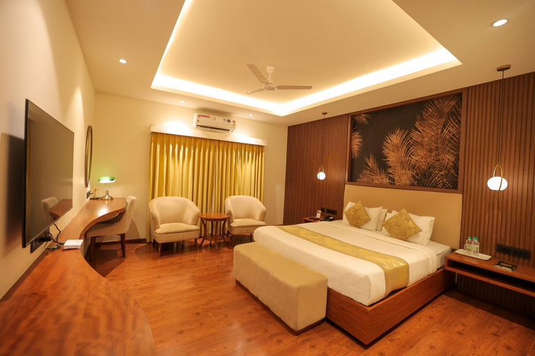Bedroom 3, Poppys Vista Hotel, Tiruppur