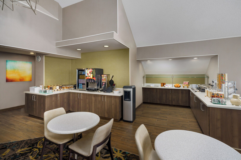 Food & Drinks 4, Residence Inn by Marriott Seattle Bellevue, King
