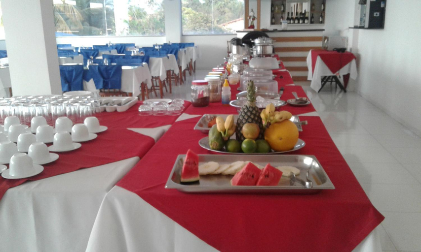 Food & Drinks 2, Hotel Columbia, Barreiras