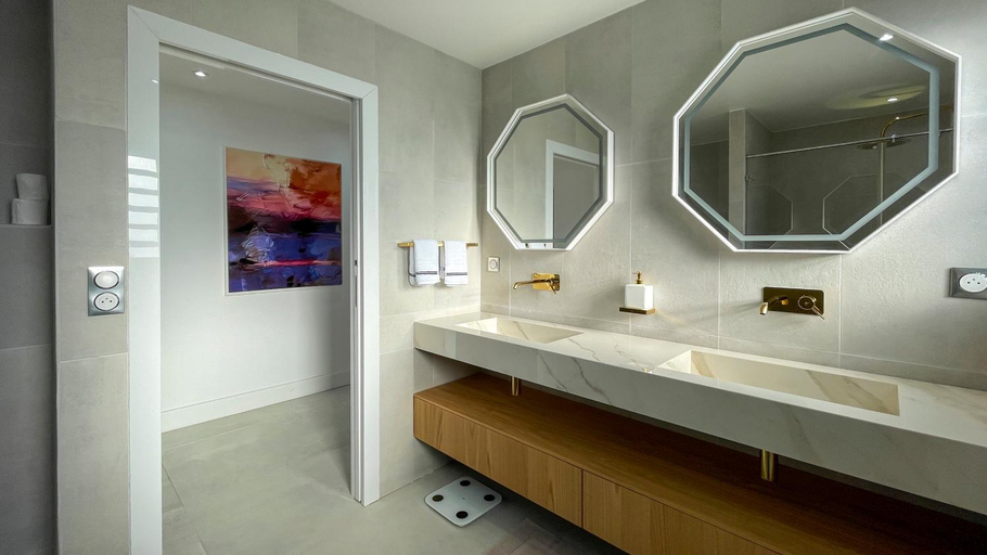 Bathroom 2, Luxury Villa Beach and Putt avec acces plage, Saint-François