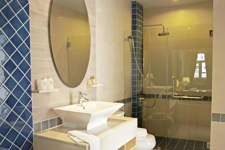 Bathroom 8