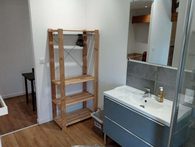 Others 4, Chambre d'hotes dans maison charentaise, Charente-Maritime