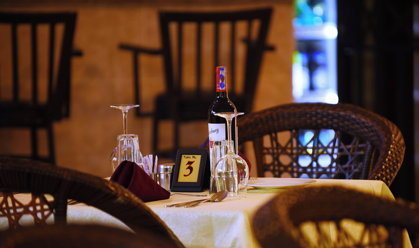 Food & Drinks 27