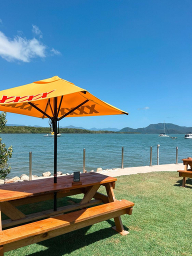 Food & Drinks 4, Lucinda Cove Resort, Hinchinbrook