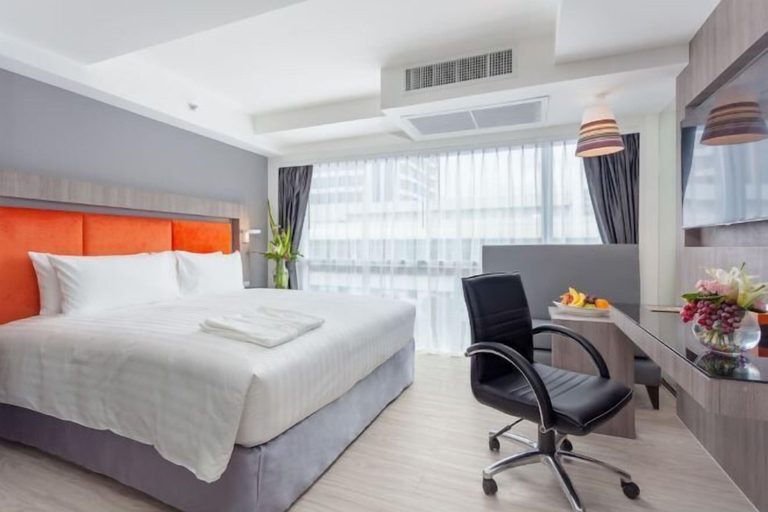 Bedroom 25