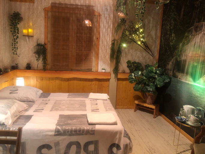 Others 4, Chambre d'hote txaleta (le Chalet), Haute-Vienne