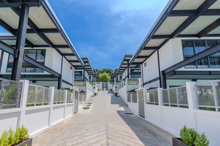 Exterior & Views 2, Loft-Style 4BR Salt Pool Villa Sunset 6, Phuket Island
