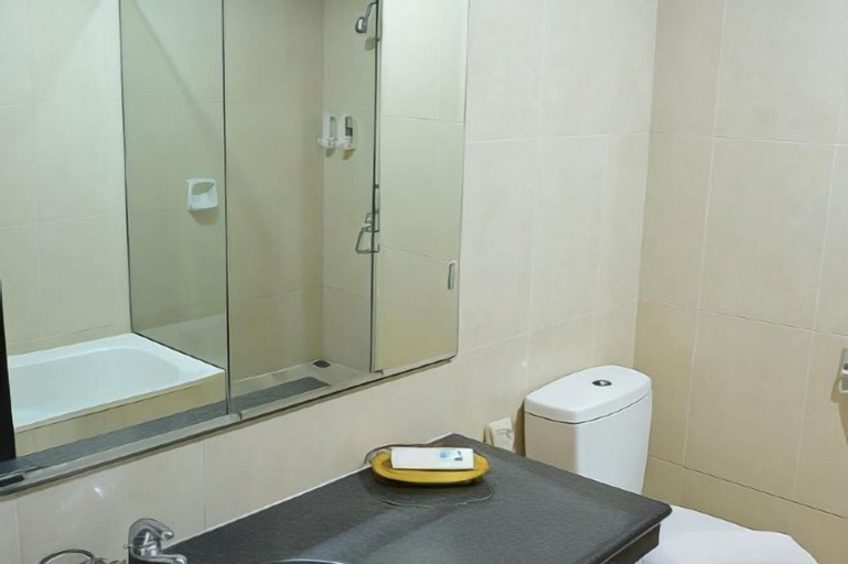 Bathroom 27