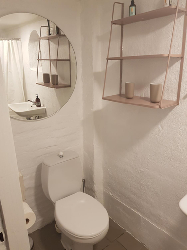 Bathroom 3, Trandafir Guesthouse, Vejle