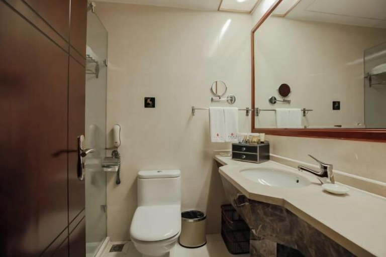 Bathroom 3, Guilong Hotel, Guiyang