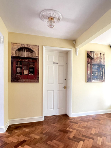 4, Meadow Rise Guest House, Gloucestershire