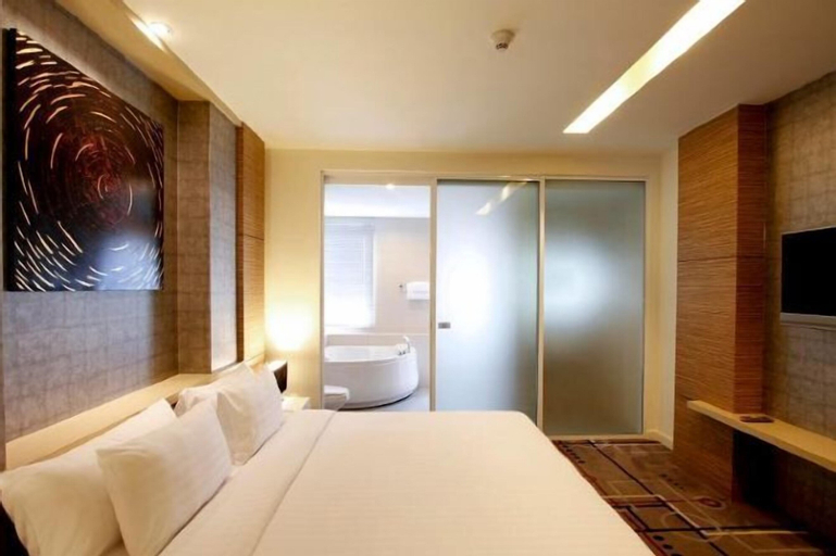 Bedroom 12