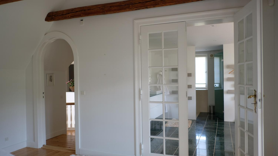 Bathroom, DENMARK SEA FRONT ENCHANTING - Beach Villa, Greve
