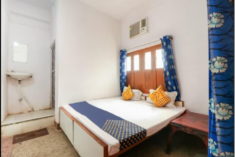 Bedroom 4, Hotel Radiant (Azamgarh,UP), Azamgarh