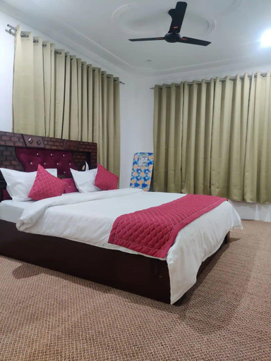 4, Love and Peace Homestay, Srinagar