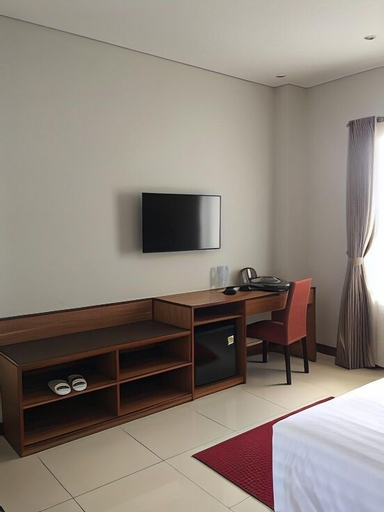 Bedroom 12