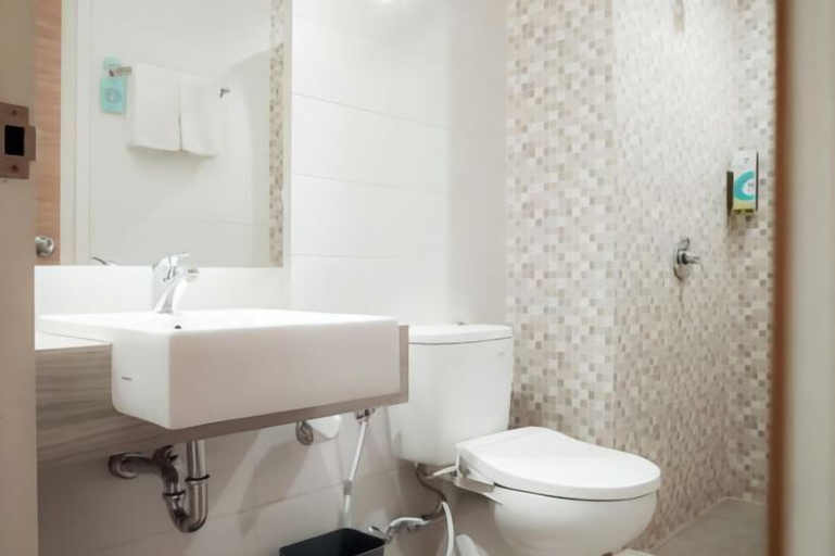 Bathroom 9