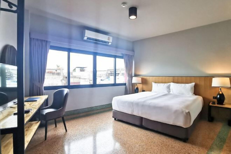 Bedroom 30