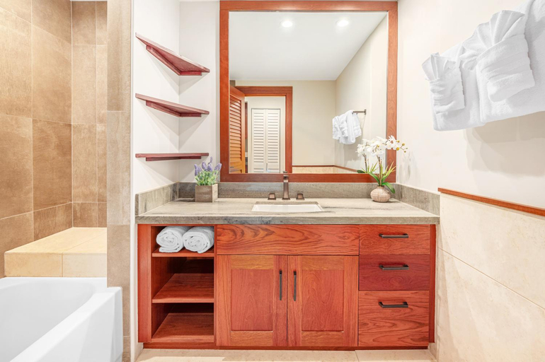 Bathroom 4, Hanalei Bay Resort, Kauai