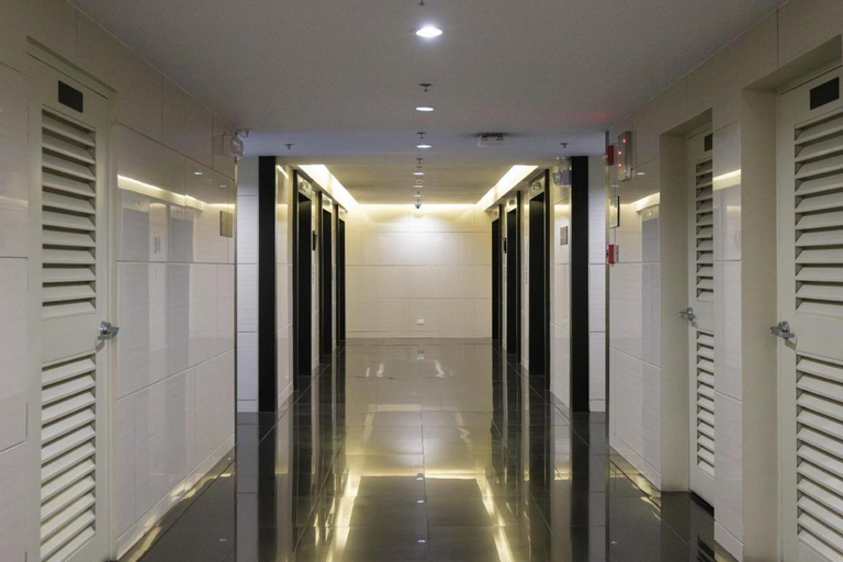 Others 5, Air Residences, SMDC, Makati, Makati City