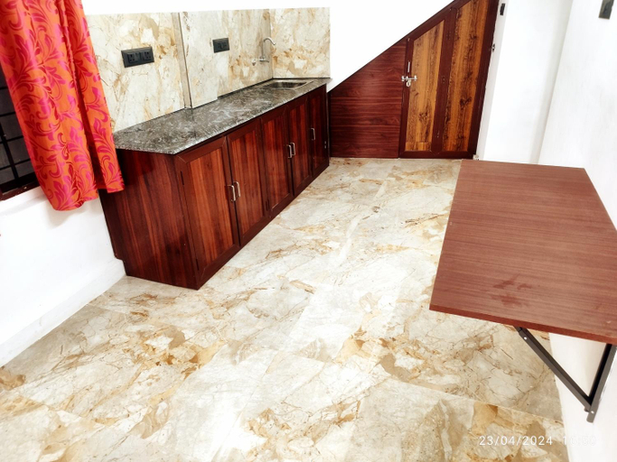 Others 4, Pleasant Homes, Ernakulam