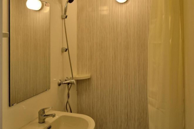 Bathroom 8