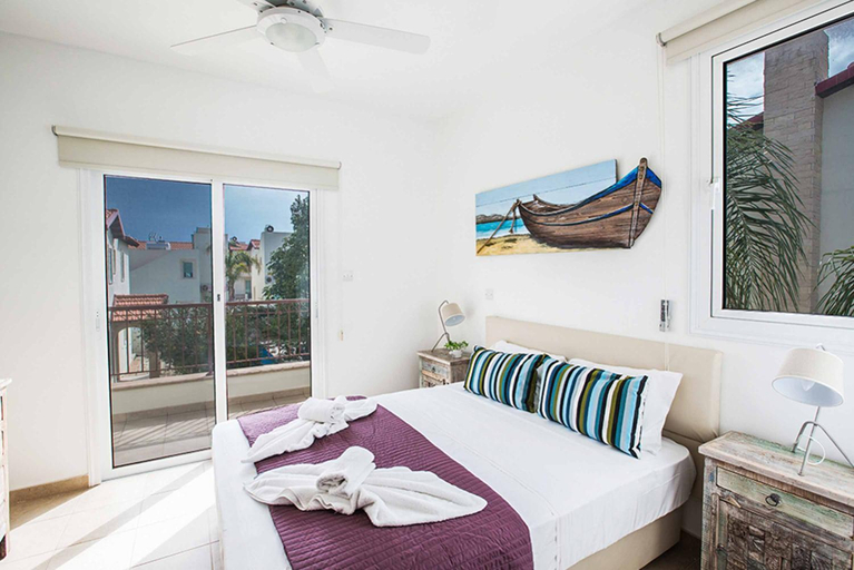 Bedroom 4, Villa Katerina 58