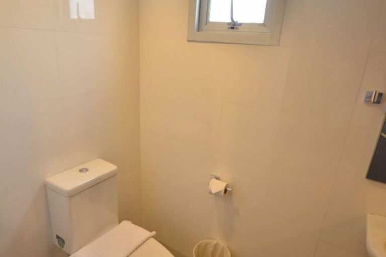 Bathroom 22